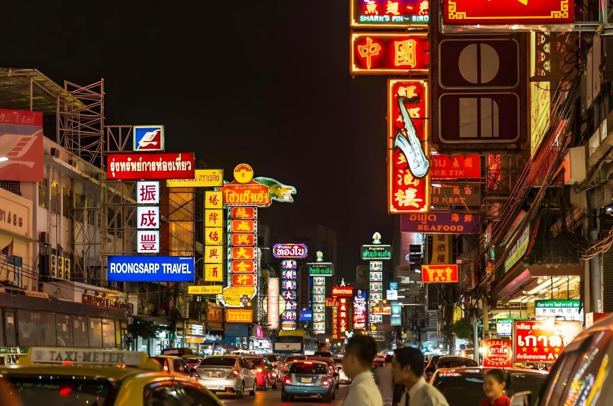 Апартаменты Hidden Dragon V Yaowarat Road Бангкок Экстерьер фото